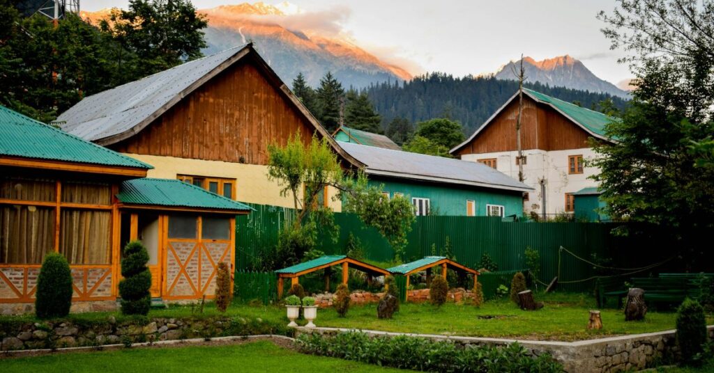 25 Best Exterior Home Remodeling Ideas to Boost Your Curb Appeal