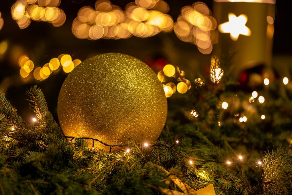 Best Christmas Trees 2025 in the USA: Top Picks, Buying Guide, and Complete History