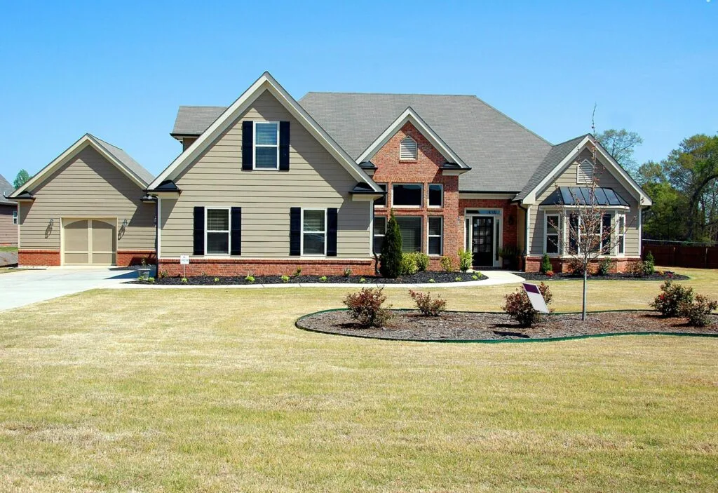 19 Amazing Before-and-After Home Exterior Remodel Ideas