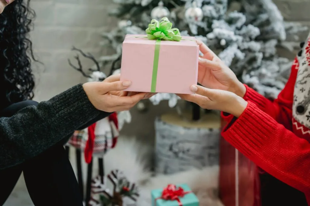 Christmas 2025: Meaning, Traditions, and the Best Christmas Gift Ideas in the USA